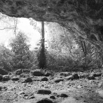 Dry Cave in Northern Kauai